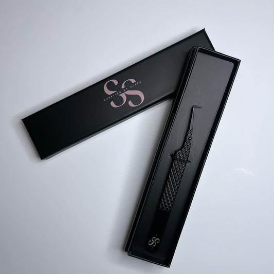 Slim 90 degree black fiber tip tweezer